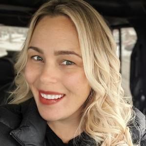 Meet your Posher, Veronica